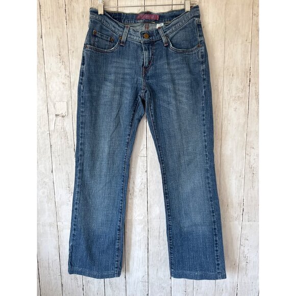 Levi's Y2K Curvy Cut Women's Low Rise Bootcut Medium Washed Jeans 29x28 - Picture 1 of 11